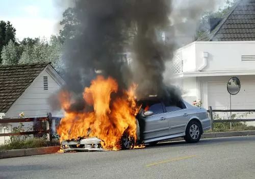 今日辩题：汽车吸音棉到底是阻燃or助燃？ 